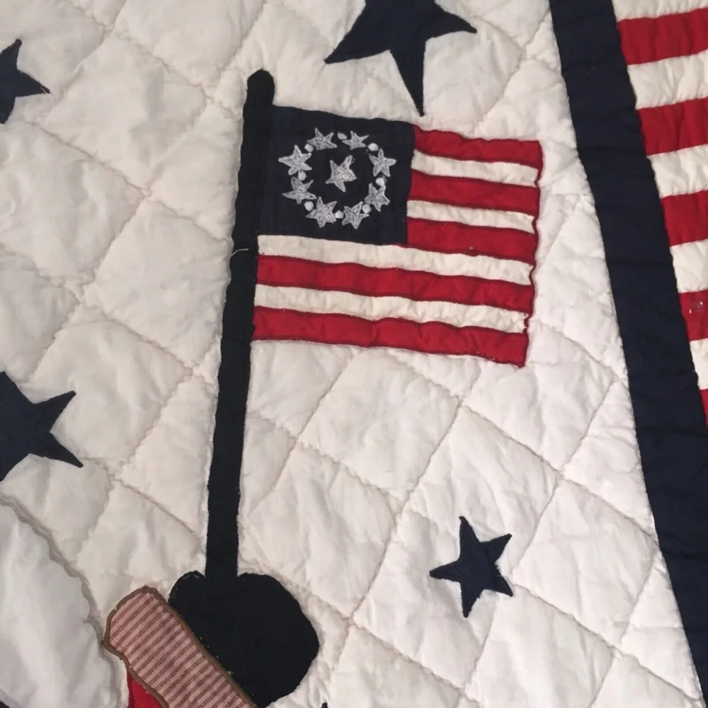Handmade Quilt Patchwork Red White Blue Christmas Santa Americana Small 43
